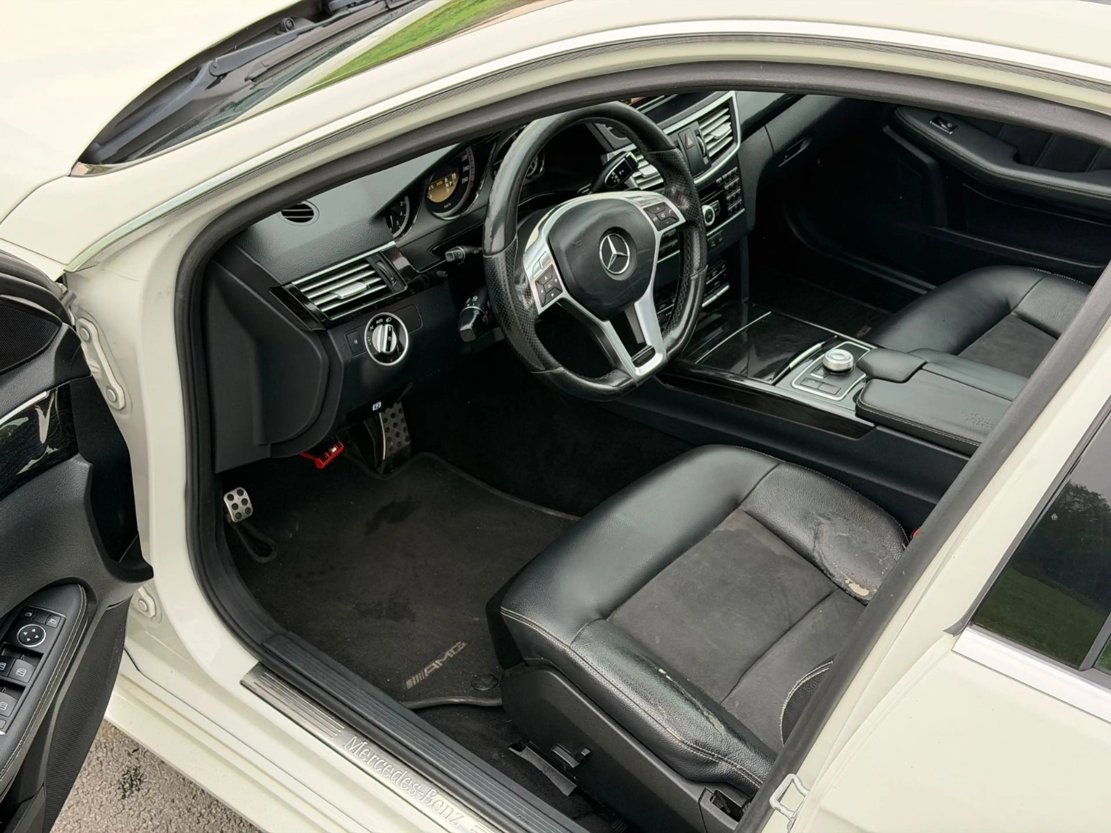 Mercedes-Benz E 200 E200 CDI Limousine AMG Pano Xenon Leder — photo 13