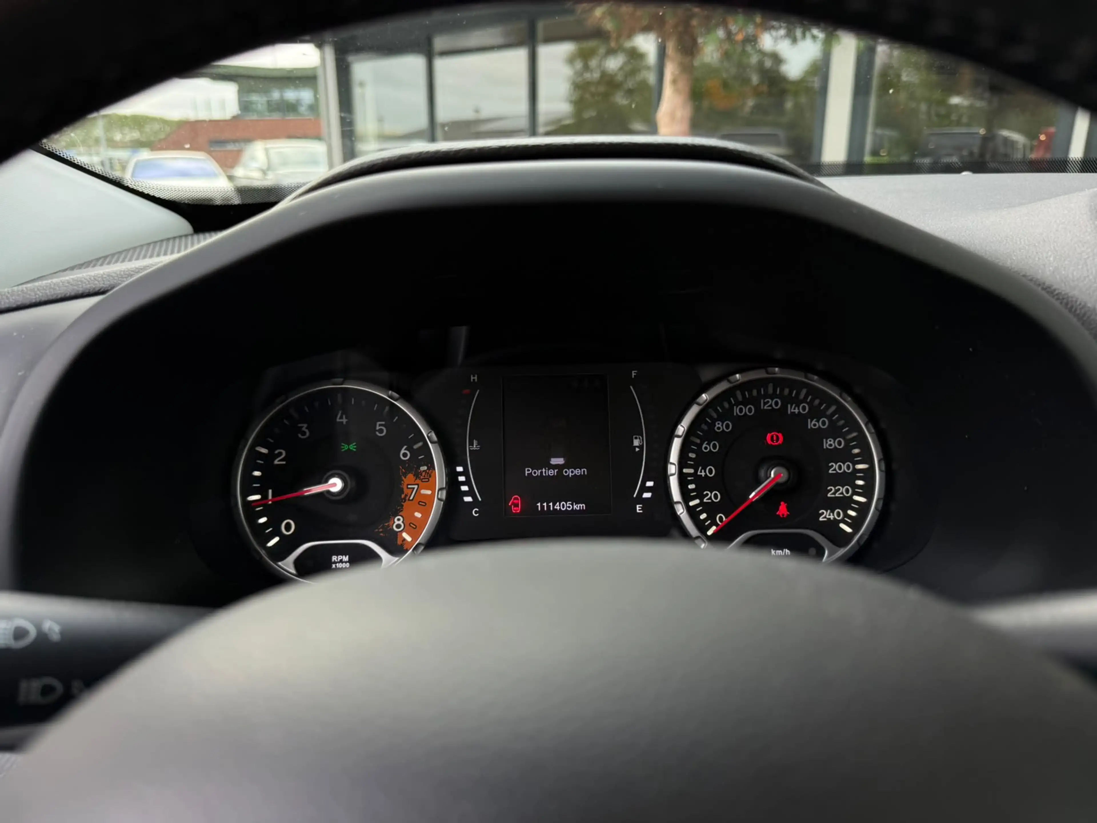 Jeep Renegade 1.6 E-Torq Longitude Keyless Navigatie PDC — photo 18