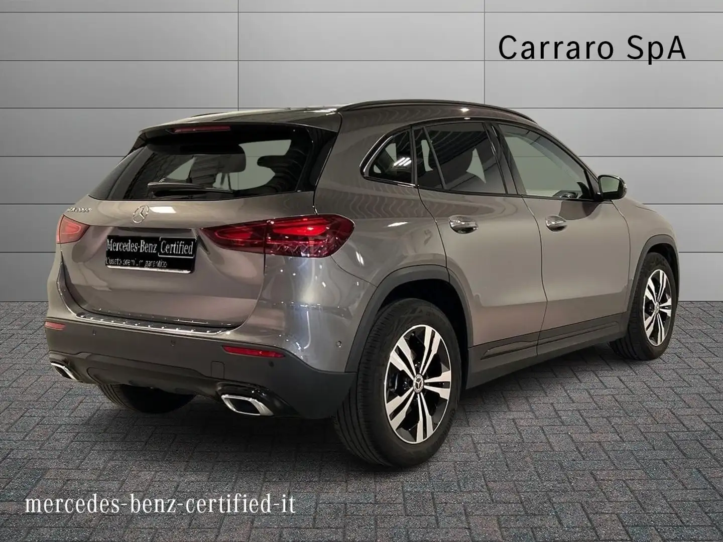 Mercedes-Benz GLA 200 d automatic Grigio - 2