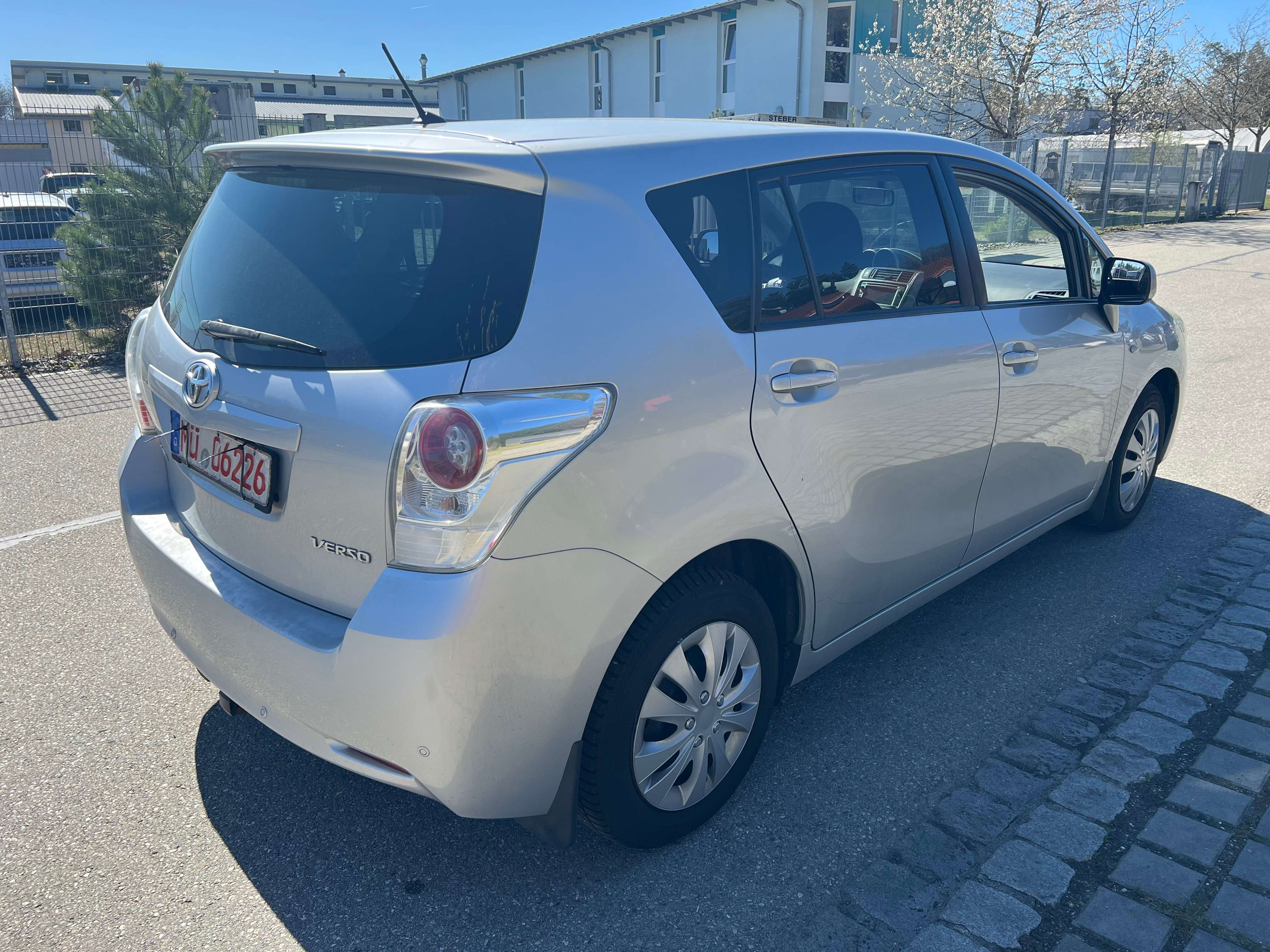 Second hand Toyota Verso 2.0