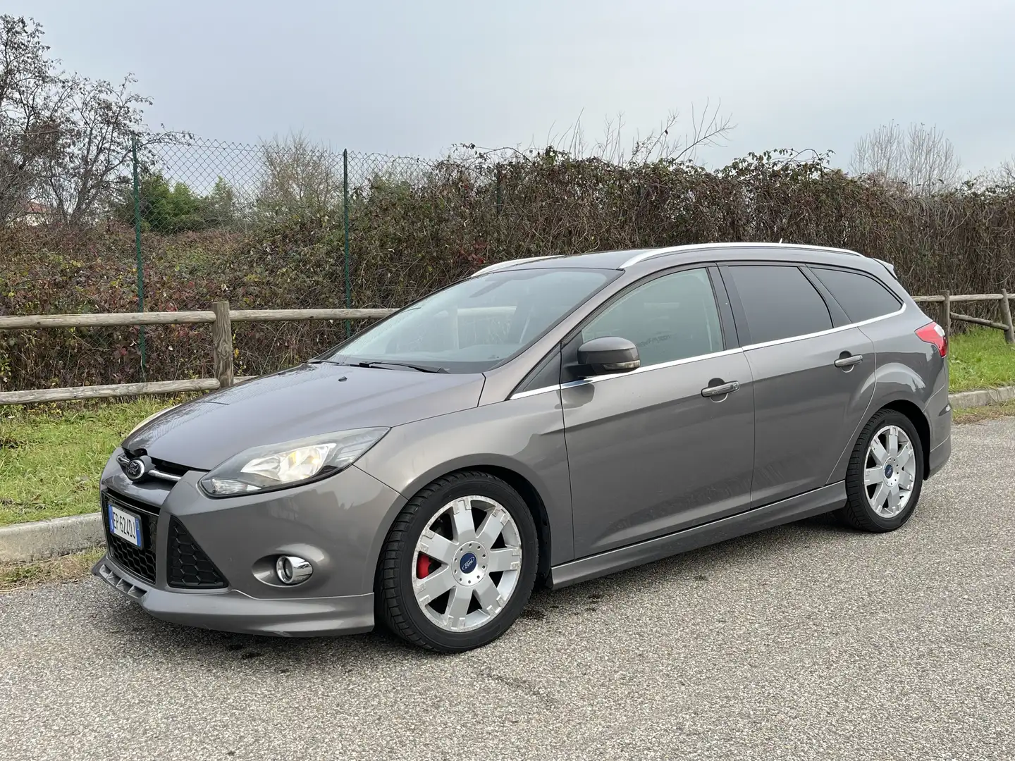 Ford Focus 2.0 tdci individual - Powershift - 163cv - 1