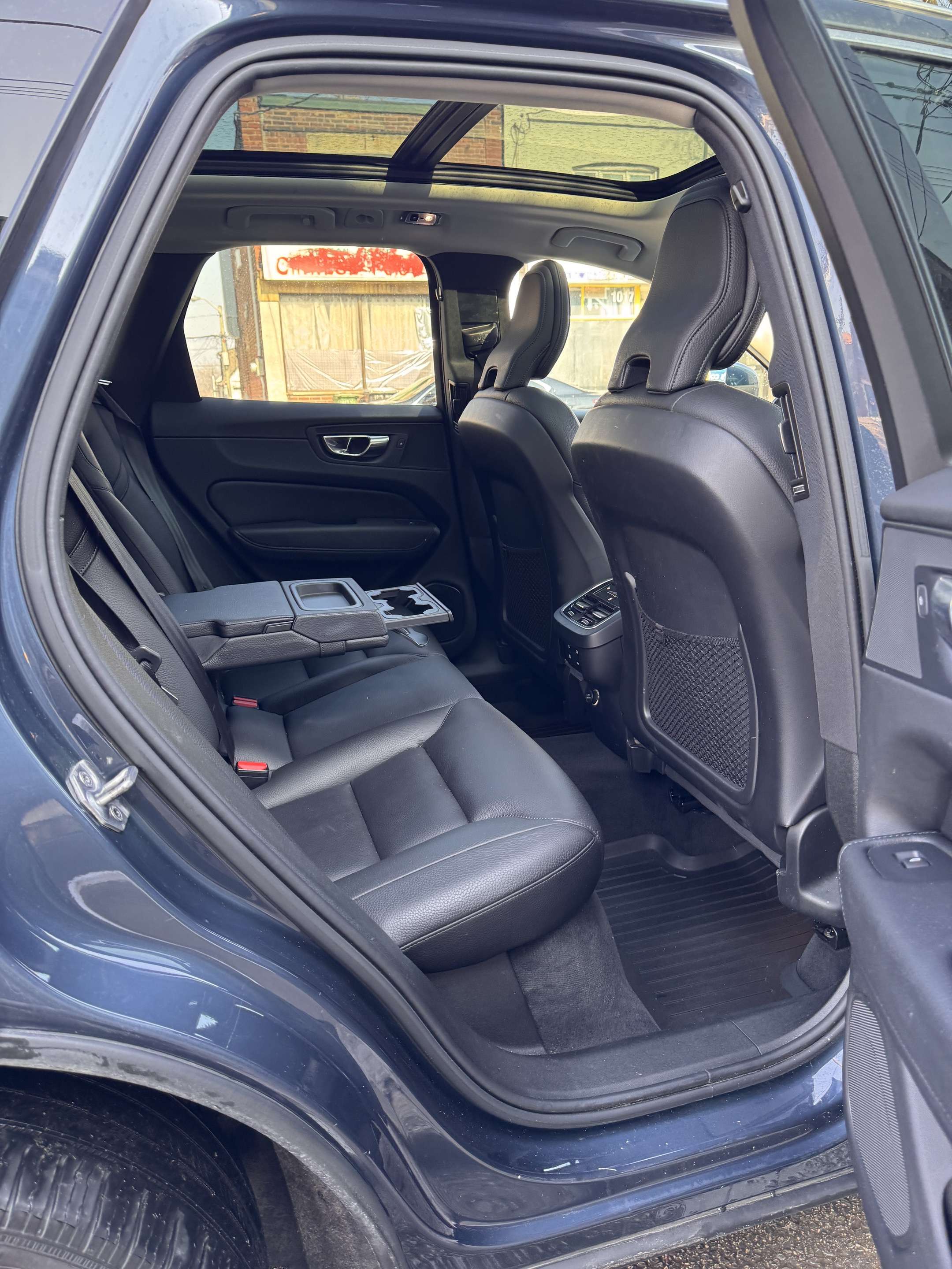 2019 Volvo XC60 !!! T6 MOMENTUM !!! CERTIFIED !!! ONE OWNER !!! thumb 26