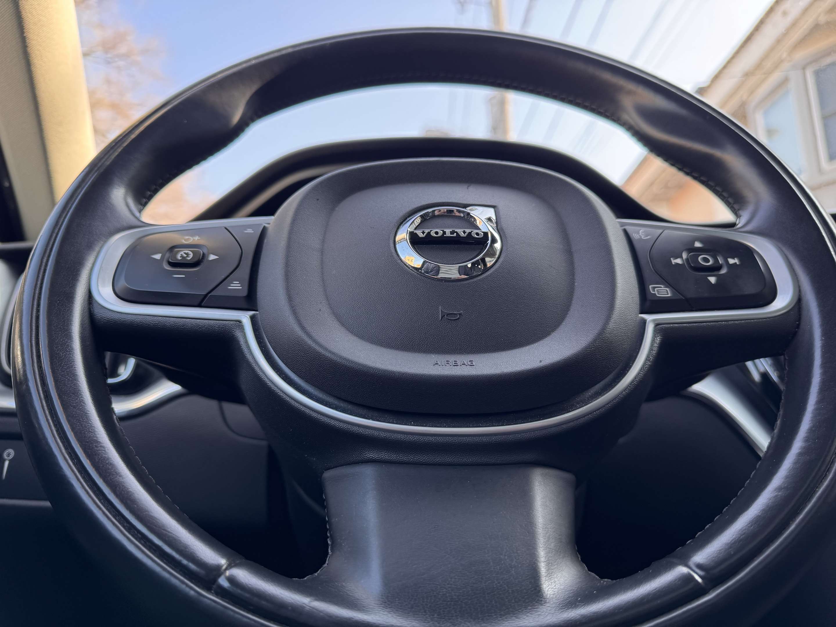2019 Volvo XC60 !!! T6 MOMENTUM !!! CERTIFIED !!! ONE OWNER !!! thumb 14