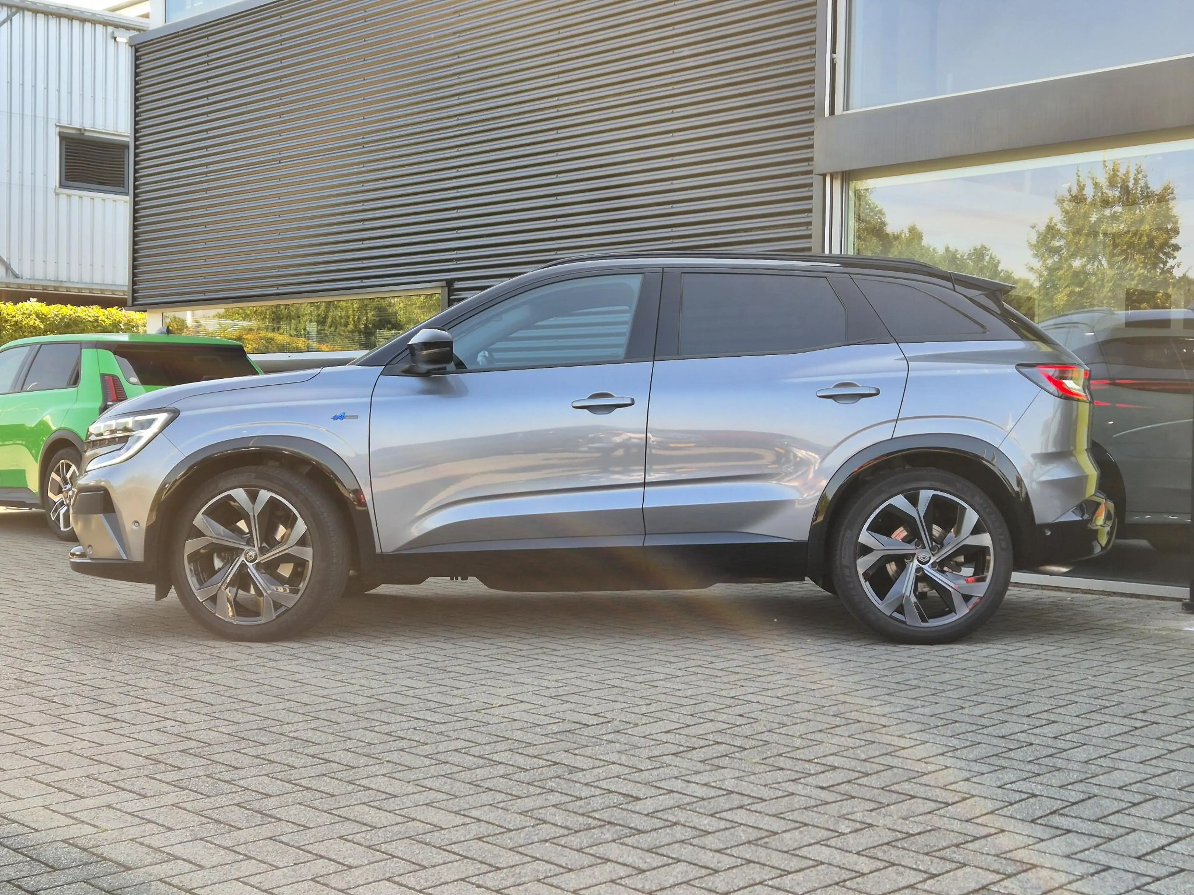 Renault Austral E-Tech full hybrid 200 techno esprit Alpine Trekha — photo 2