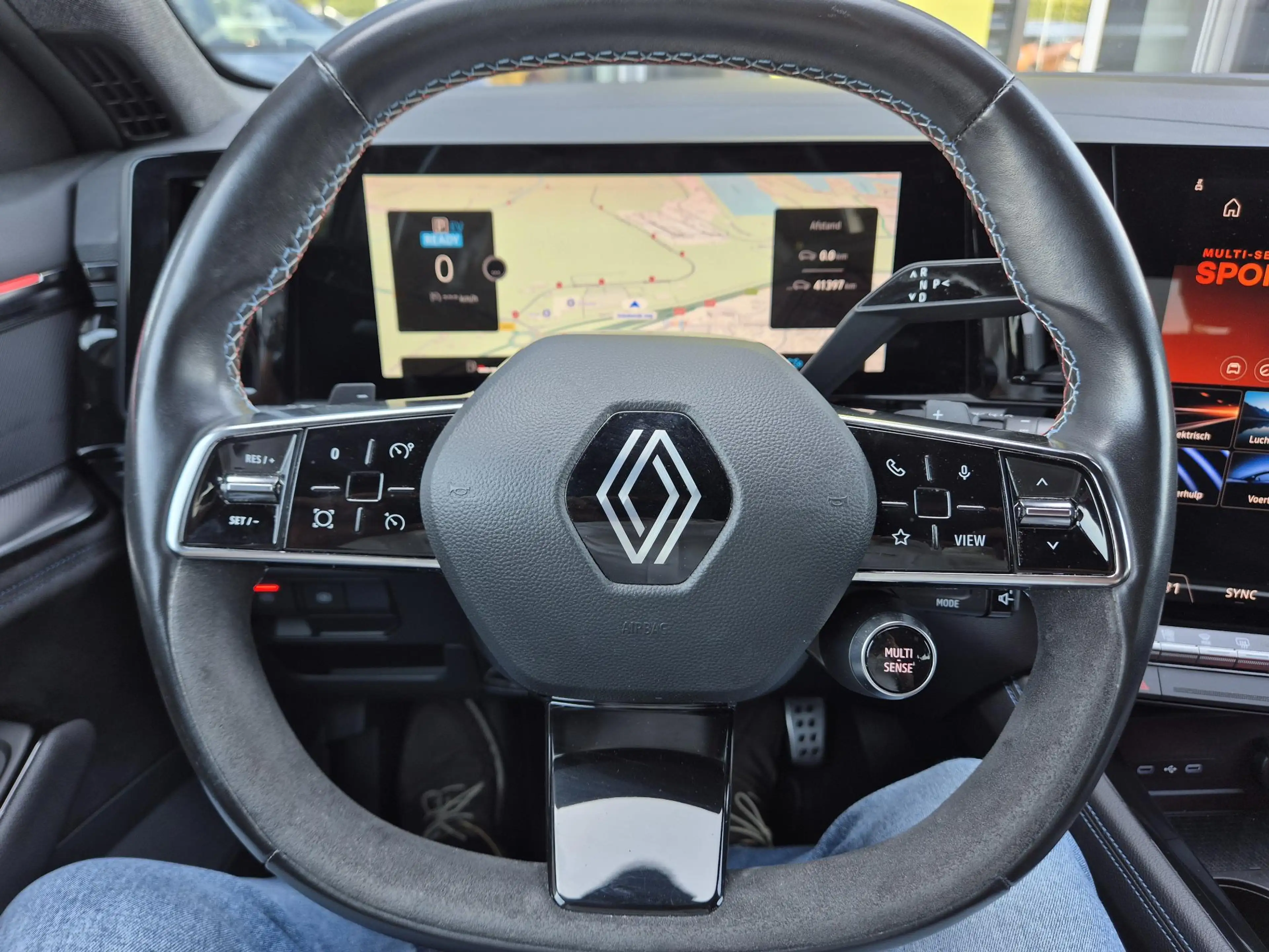 Renault Austral E-Tech full hybrid 200 techno esprit Alpine Trekha — photo 26