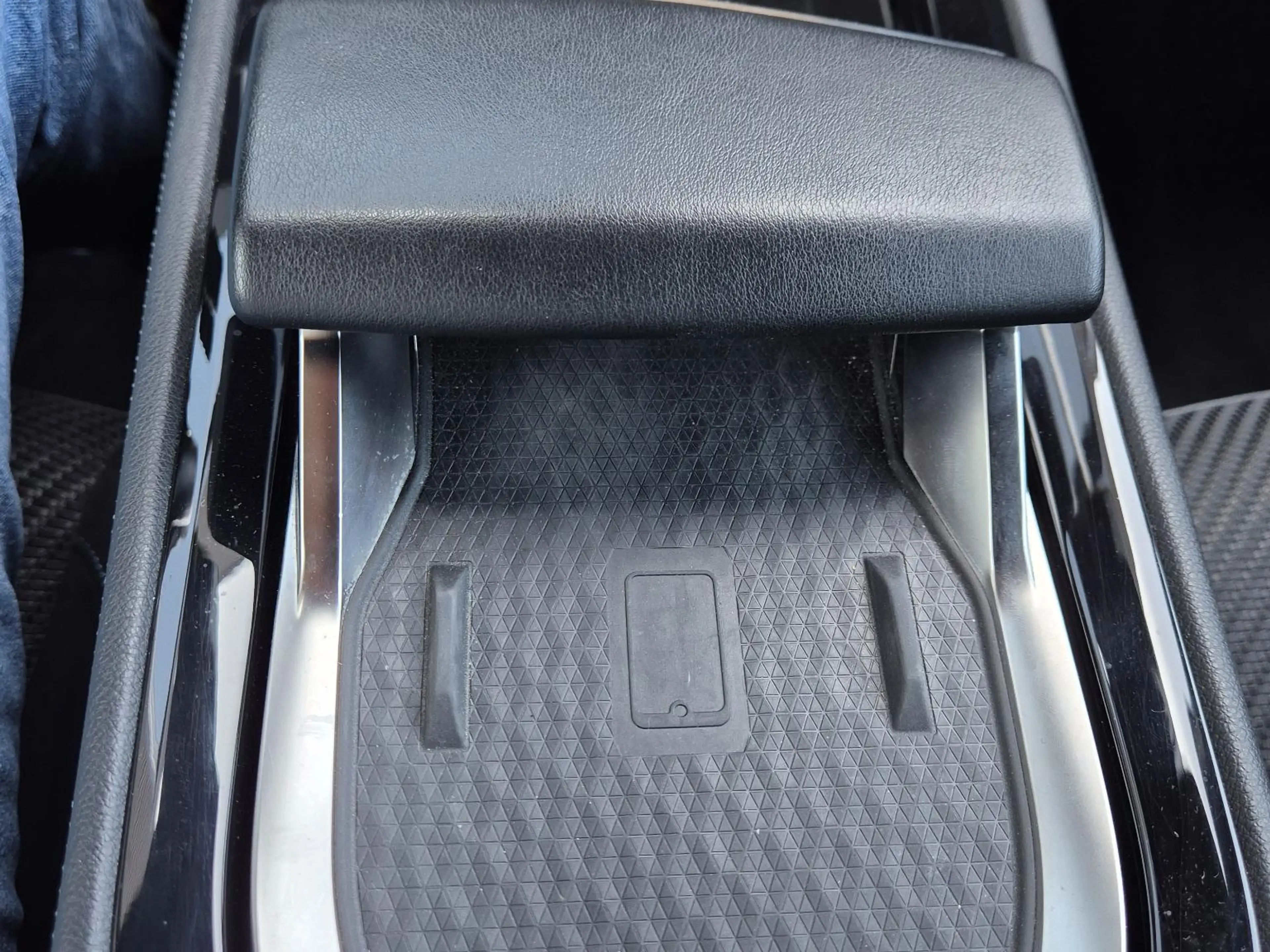Renault Austral E-Tech full hybrid 200 techno esprit Alpine Trekha — photo 20