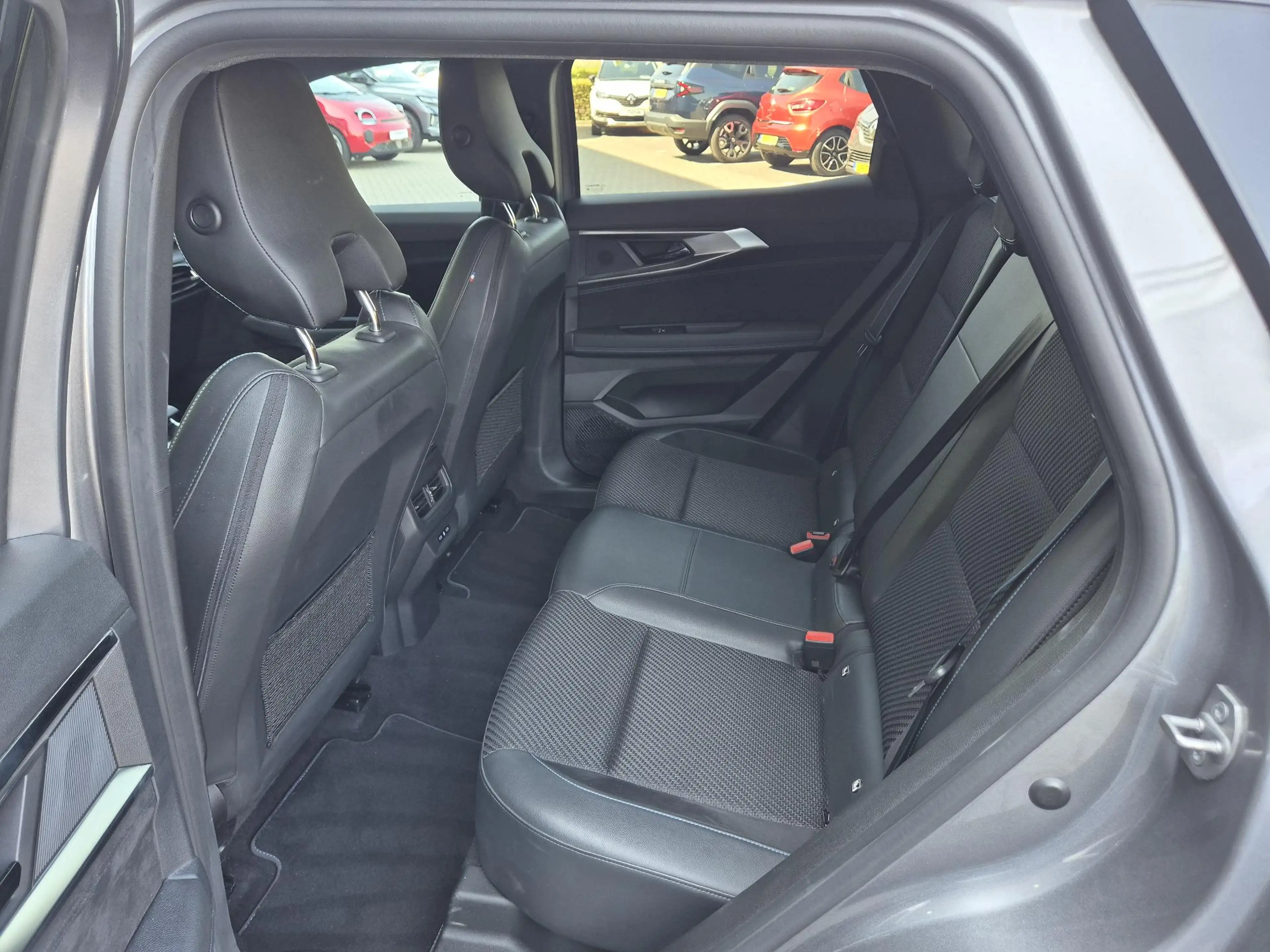 Renault Austral E-Tech full hybrid 200 techno esprit Alpine Trekha — photo 28