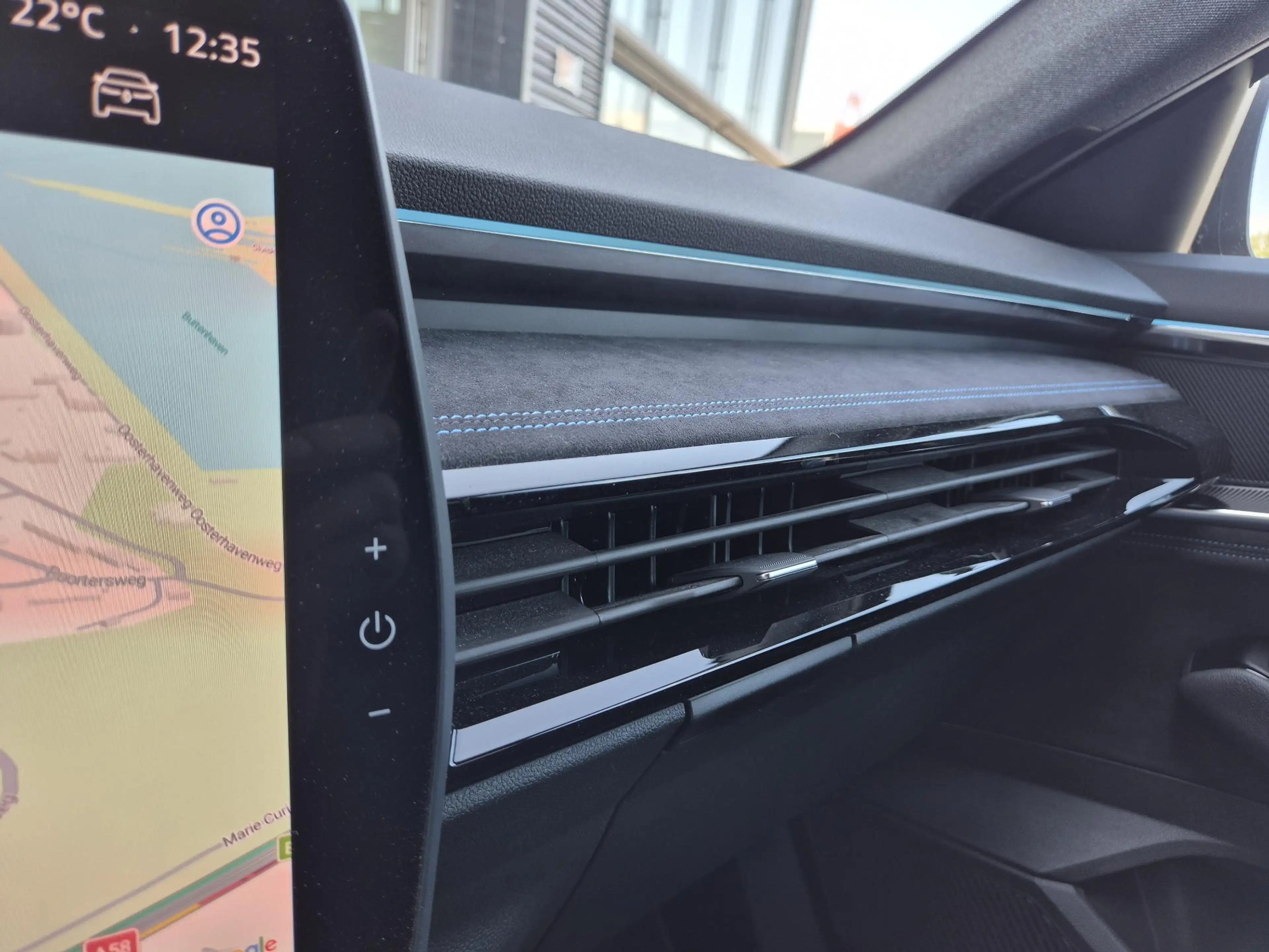 Renault Austral E-Tech full hybrid 200 techno esprit Alpine Trekha — photo 21