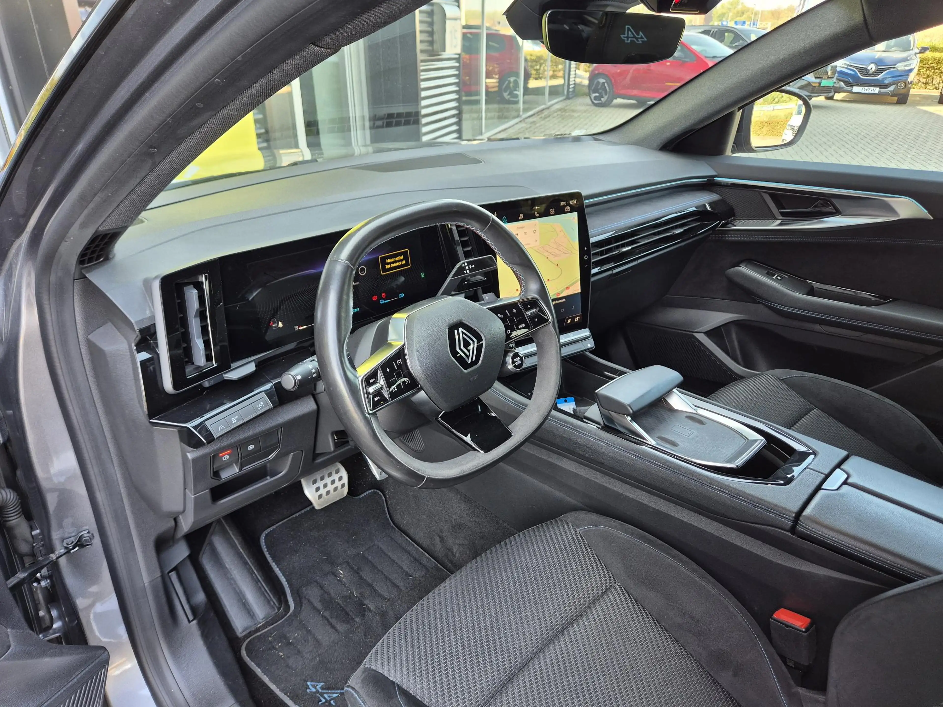 Renault Austral E-Tech full hybrid 200 techno esprit Alpine Trekha — photo 9