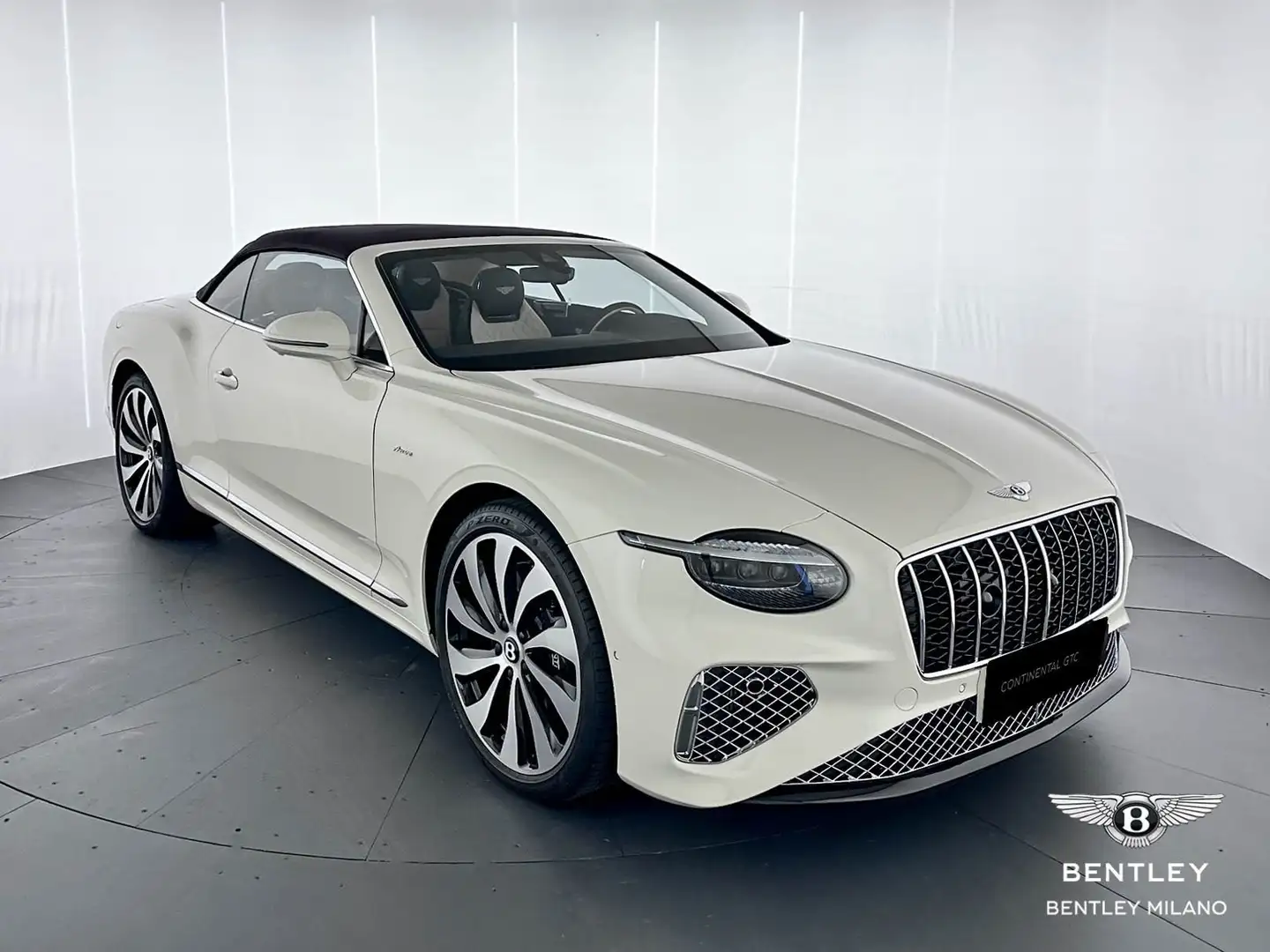 Bentley Continental GTC Continental GTC V8 Hybrid Azure 26MY - Bentley Mi Bianco - 2