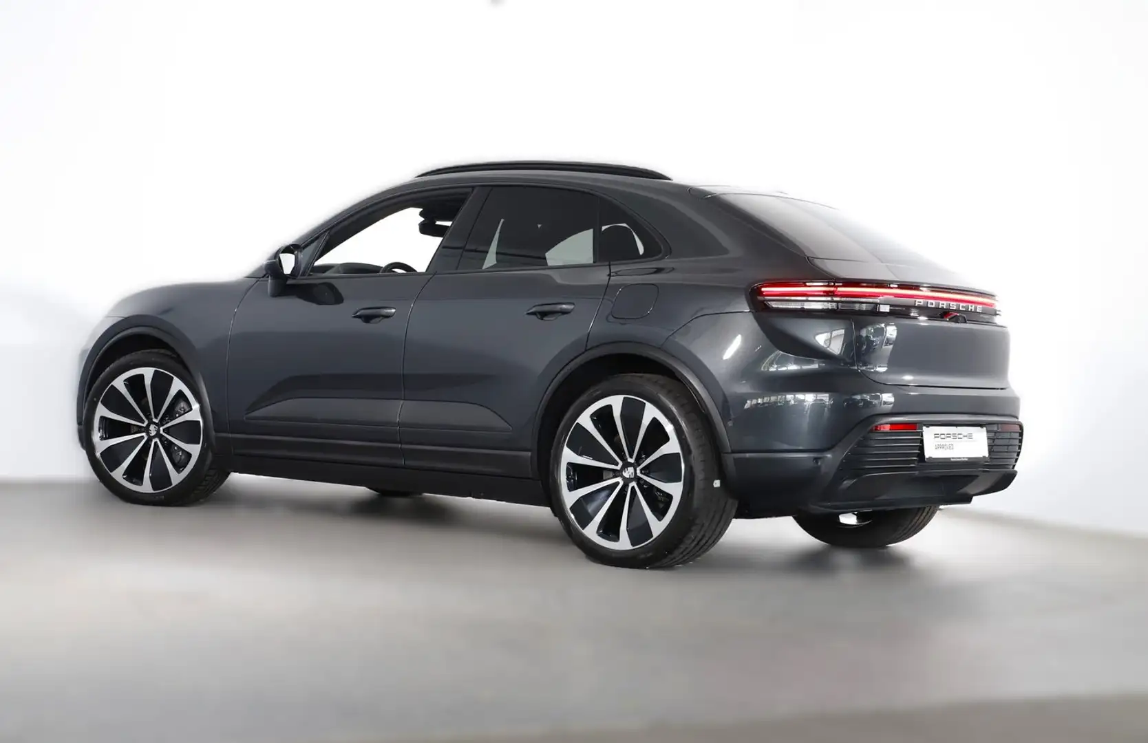 Porsche Macan 4 Grijs - 2