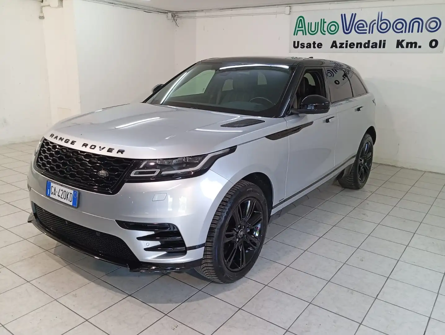 Land Rover Range Rover Velar Range Rover Velar  2.0d i4 240cv auto my20 Grijs - 2