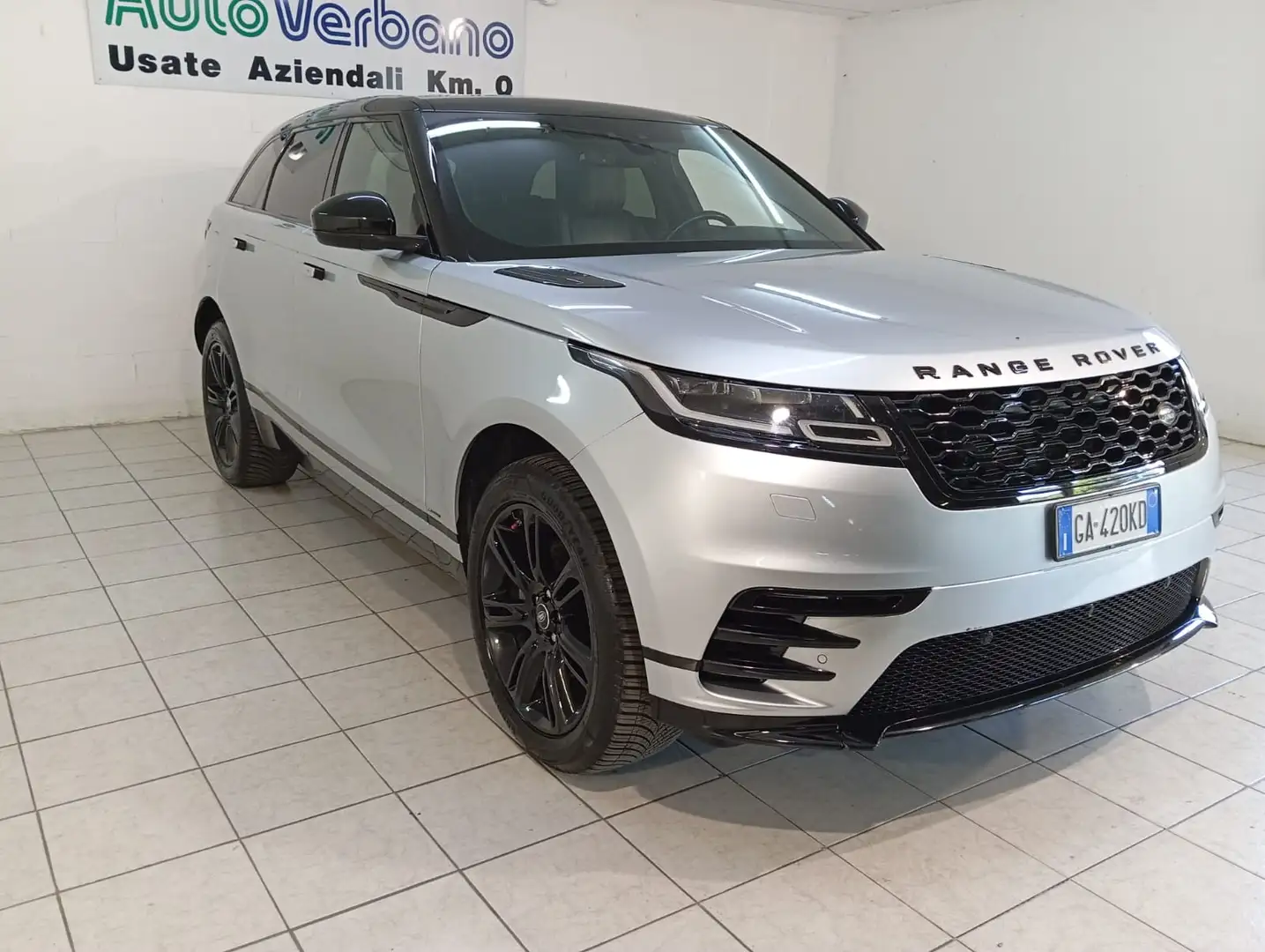 Land Rover Range Rover Velar Range Rover Velar  2.0d i4 240cv auto my20 Grijs - 1