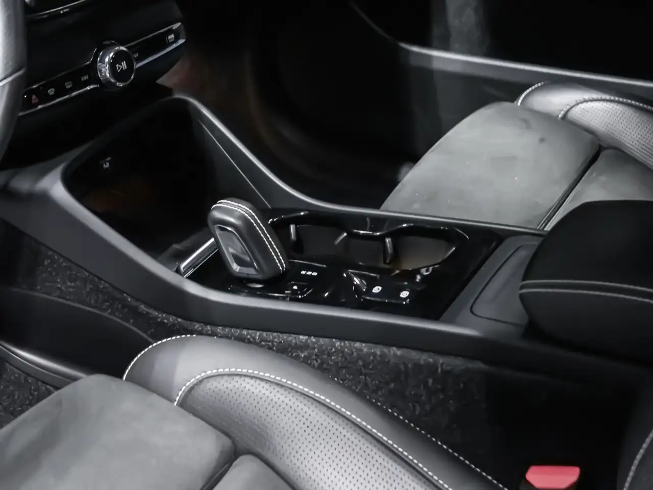 Volvo XC40 снимка Volvo XC40