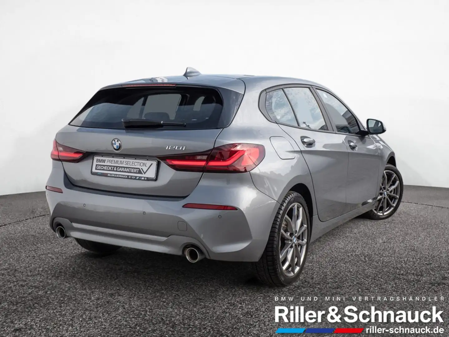 BMW 120 i LED+NAVI+LENKRADHZG+18ZOLL M-RÄDER Grau - 2