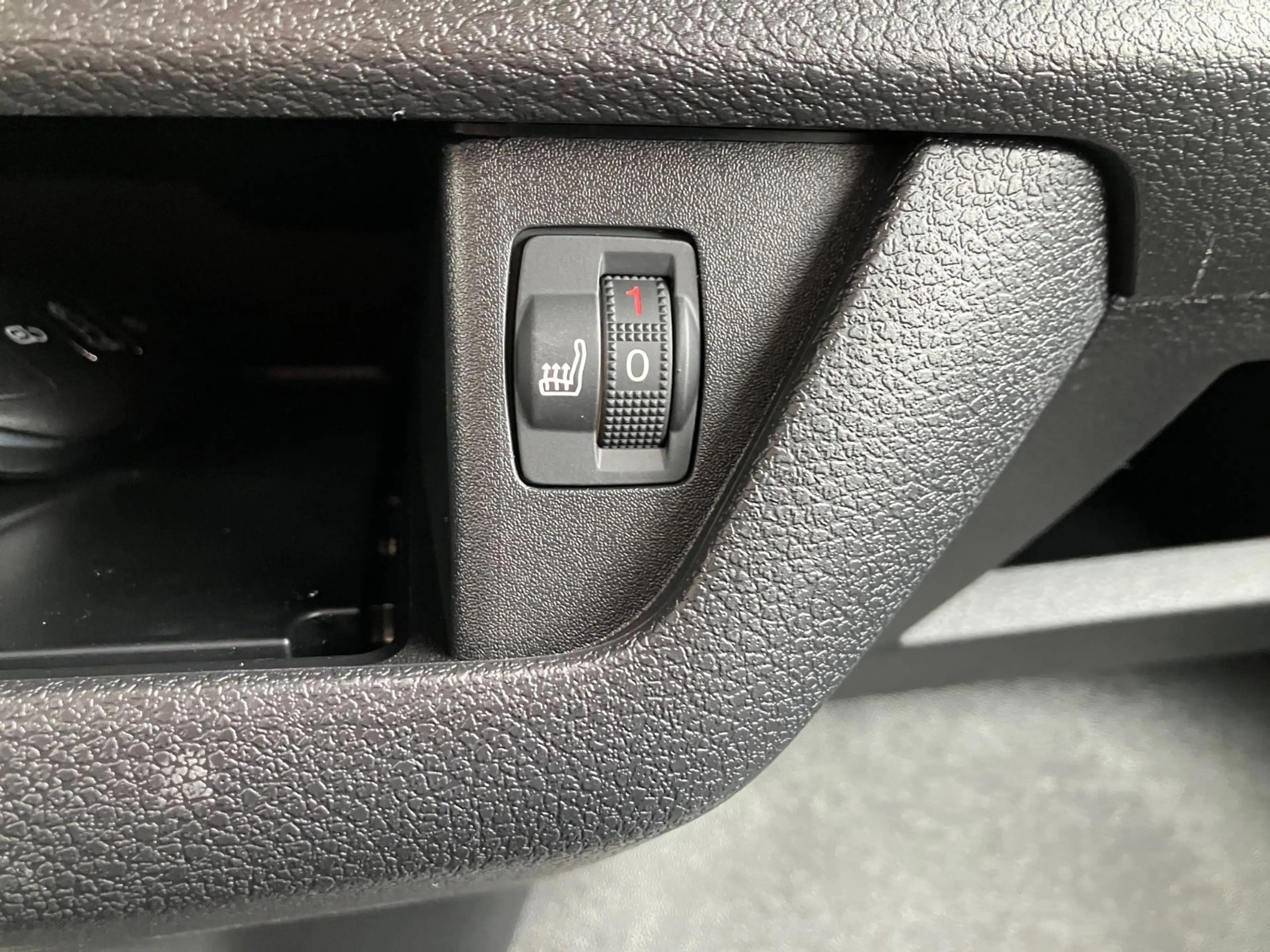 Opel Zafira Life 2,2 Autom Ed LED AHK SHZ 9 Sitz — photo 29