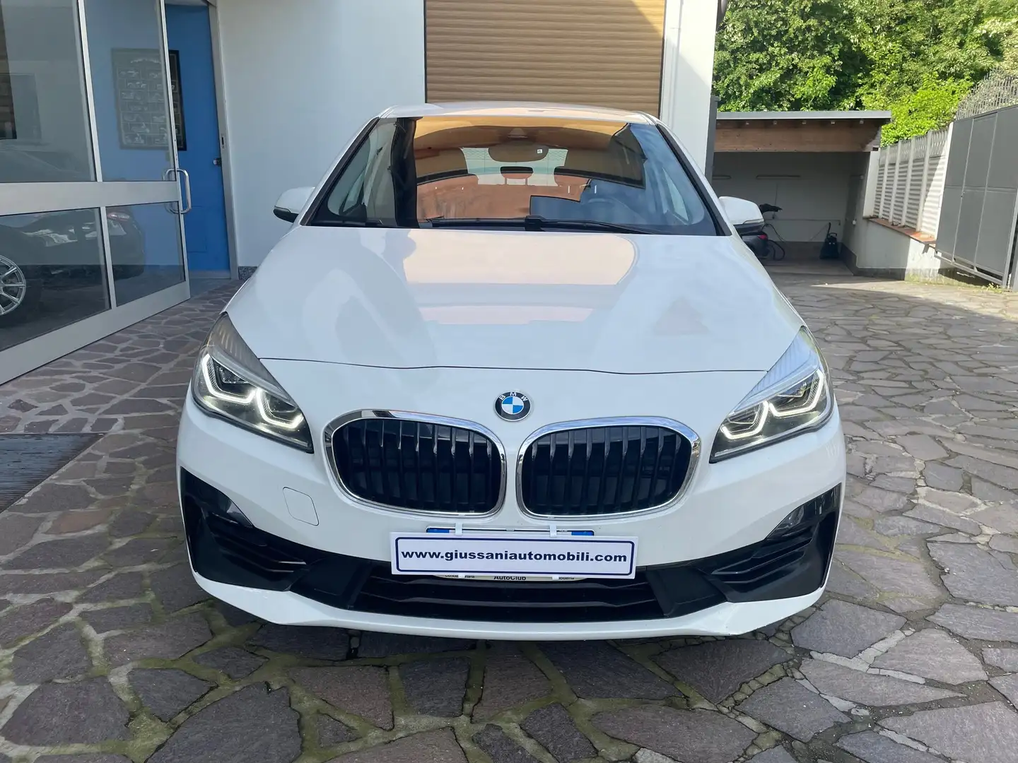 BMW 216 d Active Tourer Sport auto UNICO PROPR. BELLISSIMA Bianco - 2