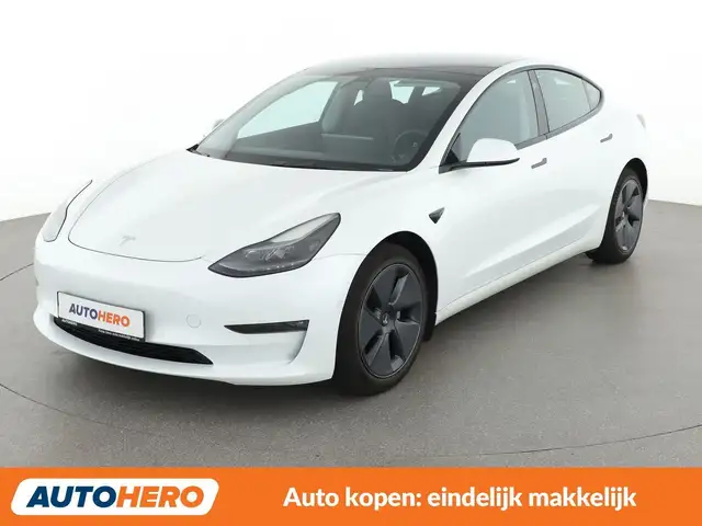 Tesla Model 3 Long Range Dual AWD AWD