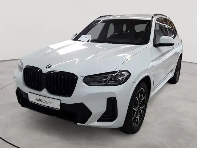 BMW X3 view 2