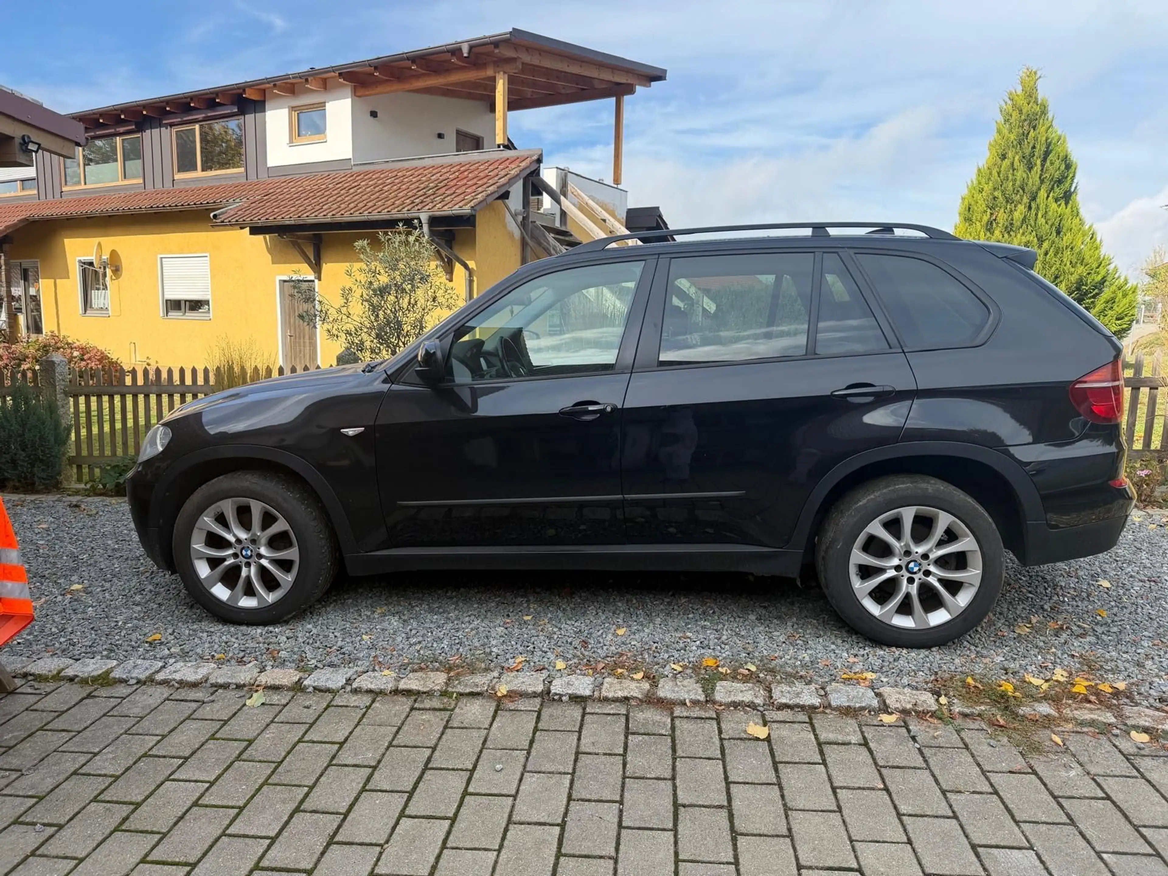 BMW X5 xDrive30d Top Zustand — photo 4