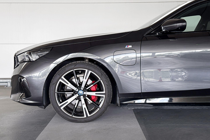 BMW 530 5 Serie Touring 530e — photo 4