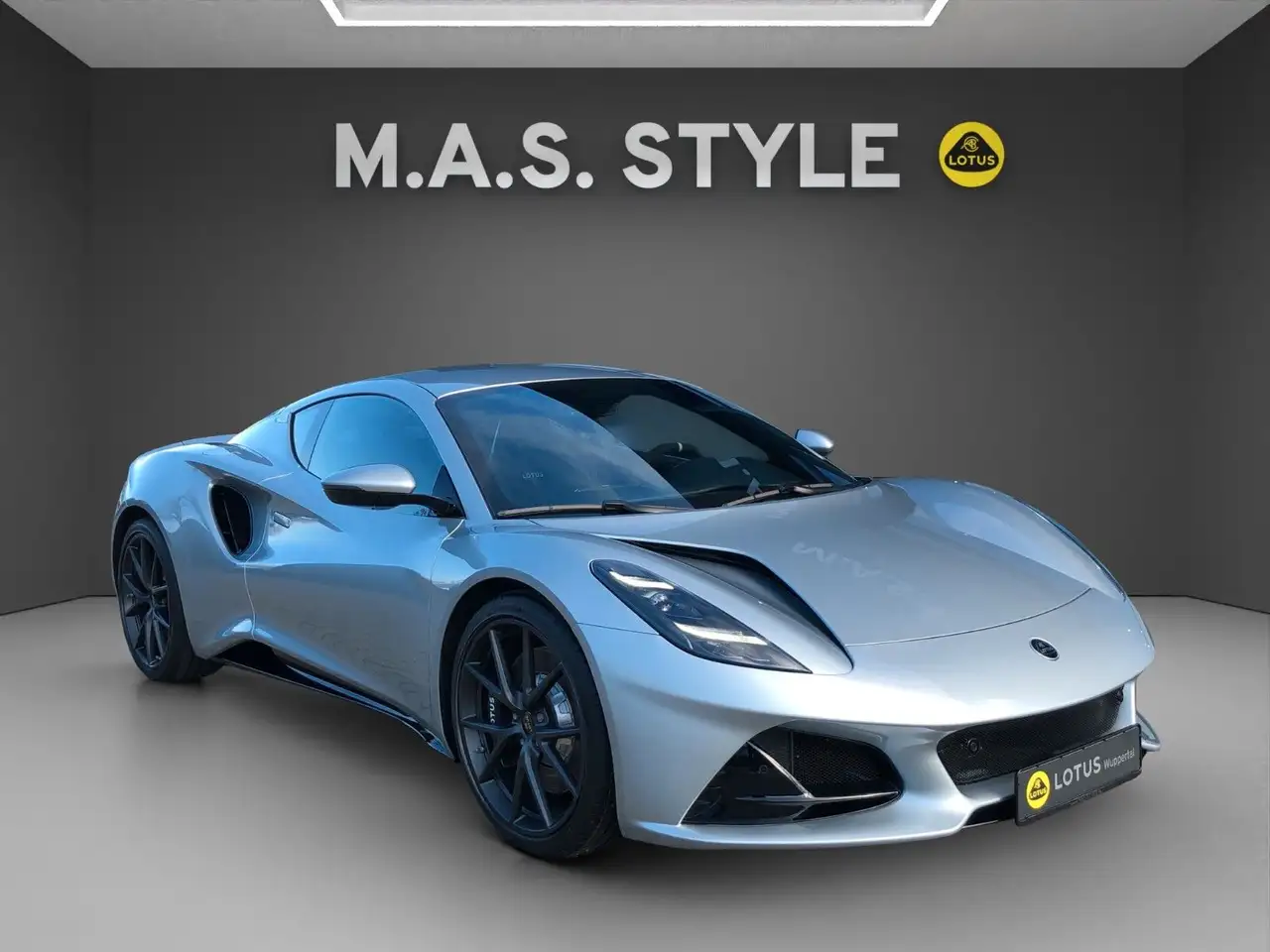 Lotus Emira 2026