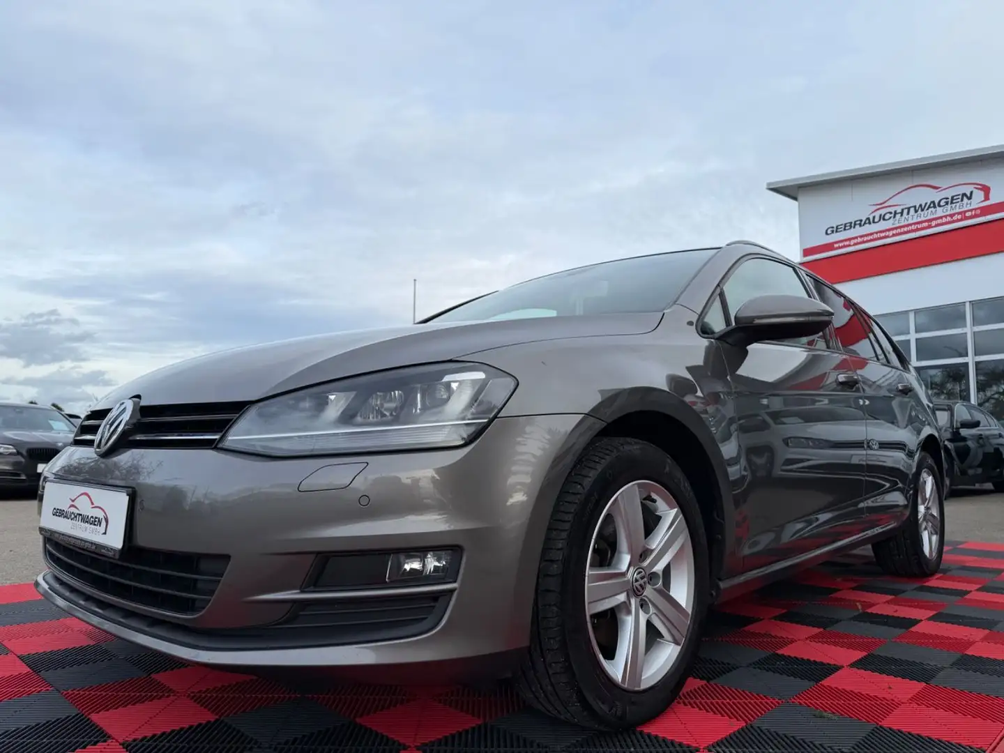 Volkswagen Golf VII 1.6 TDI Variant Comfortline BMT*Kamera* Grau - 1