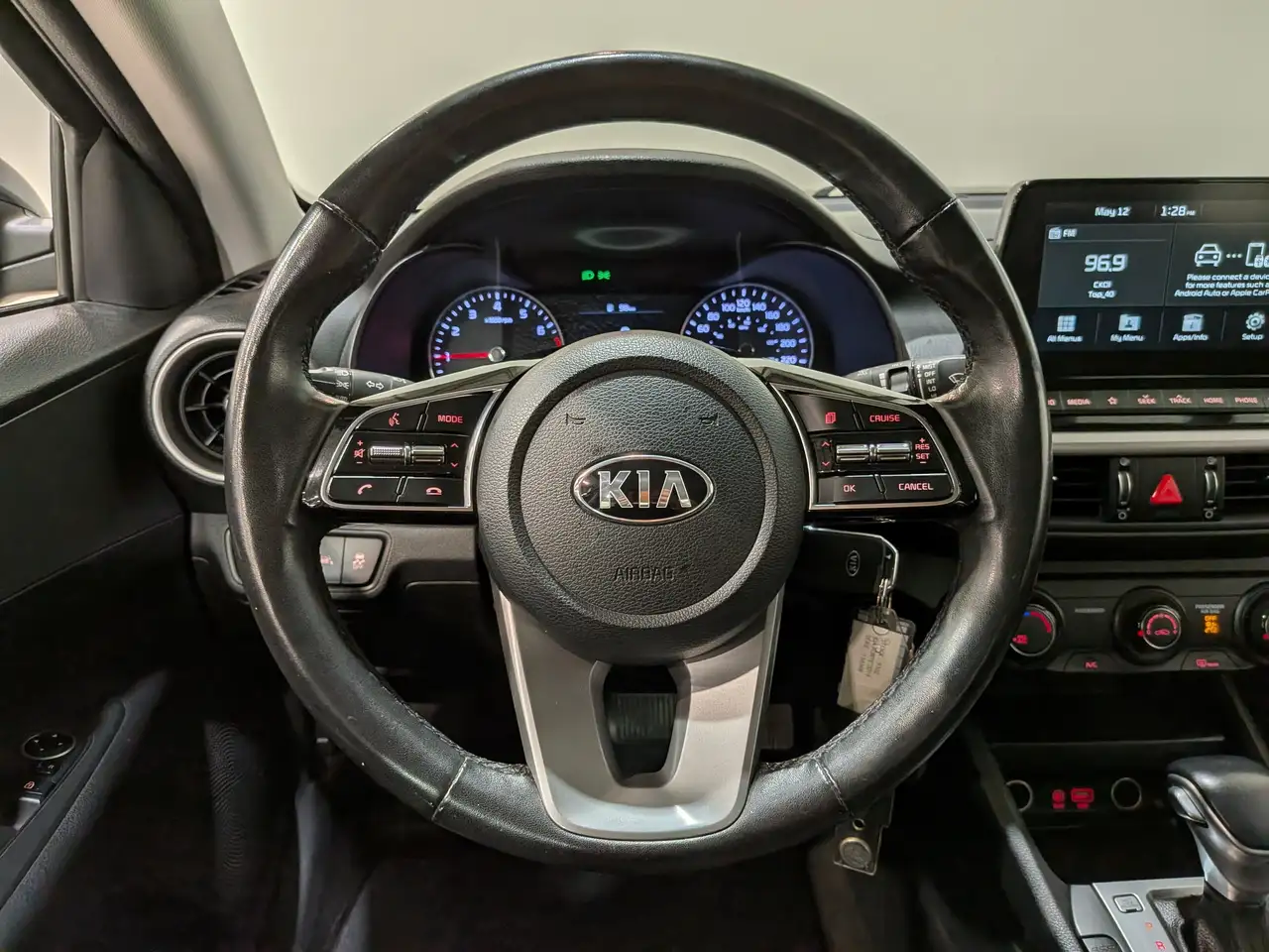 Kia Forte снимка Kia Forte