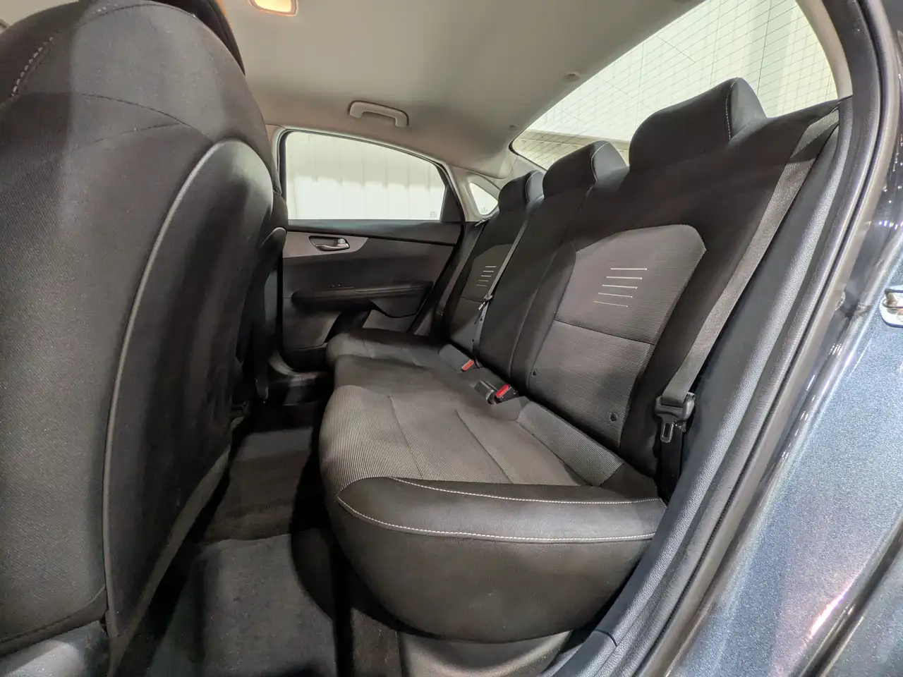 Kia Forte снимка Kia Forte
