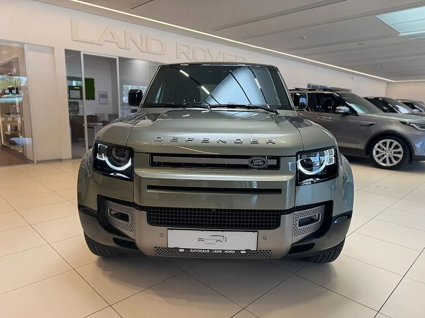 Land Rover Defender 110 P300e PHEV AWD X-Dynamic SE Aut. Vert - 2