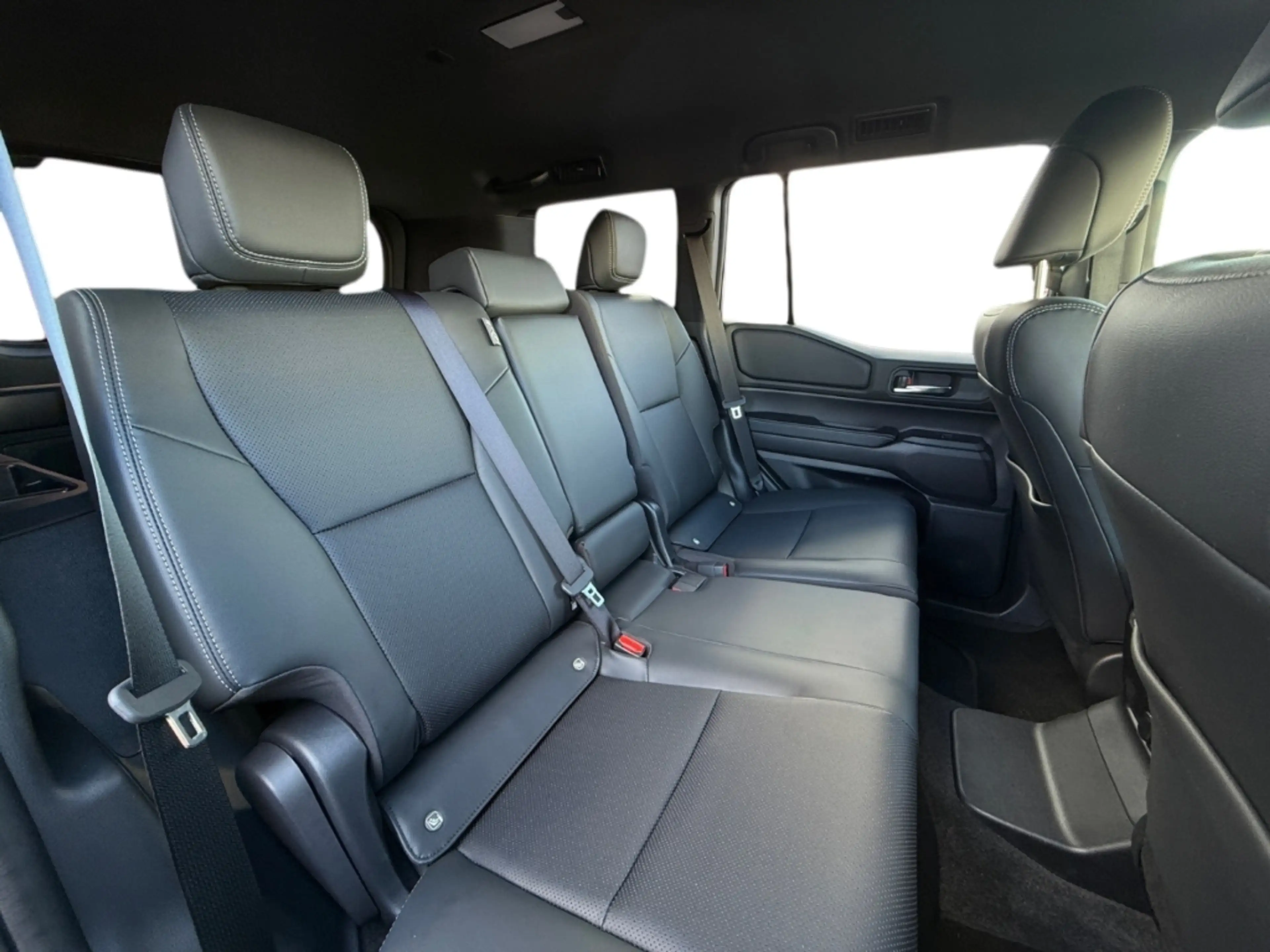 Toyota Land Cruiser 2.8 D Mild-Hybrid Executive *360*LED*SOFORT* — photo 10