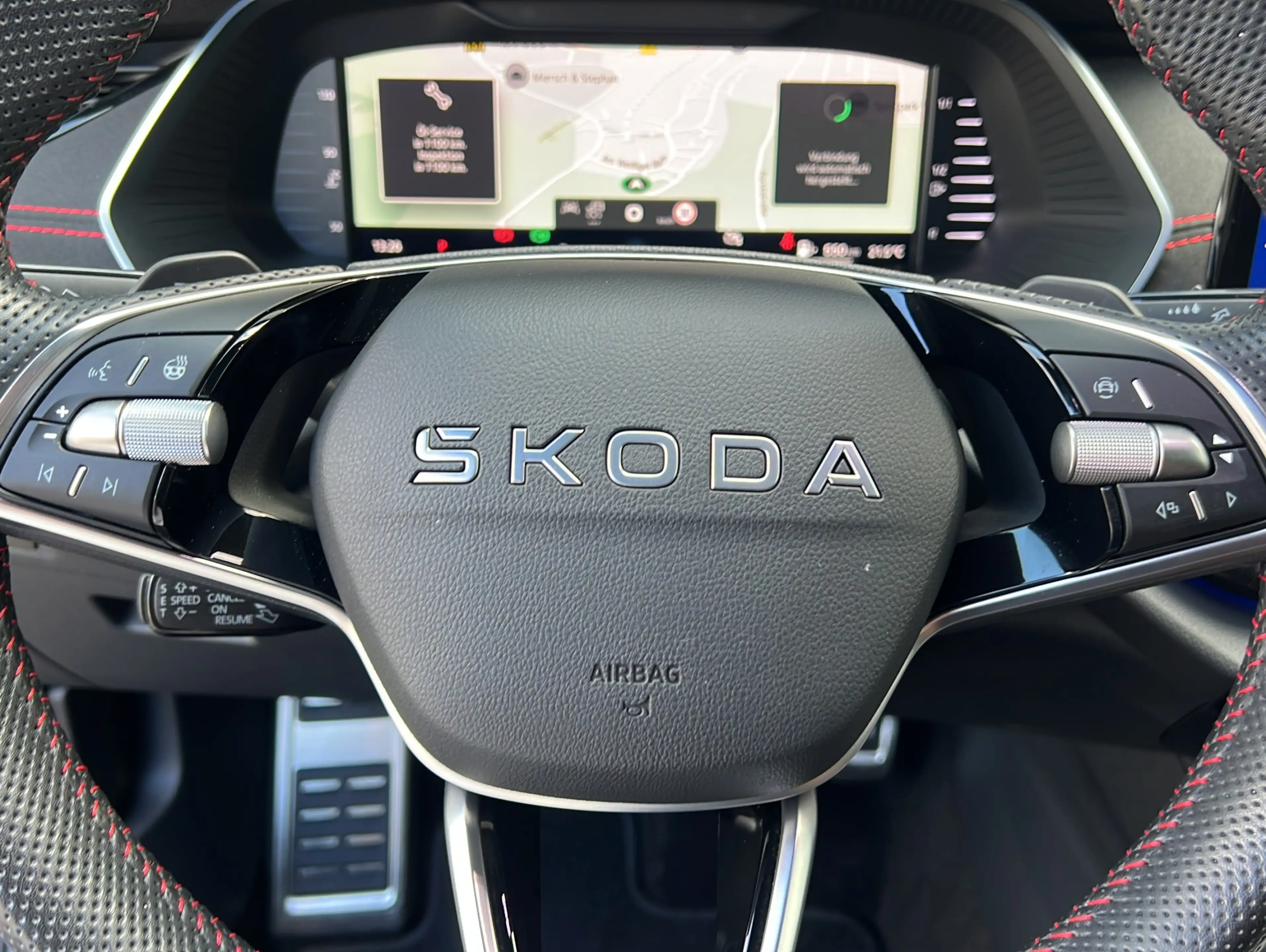 Skoda Octavia 2.0 TSI RS DSG*Pano*Navi*Kessy*SideAssist — photo 6