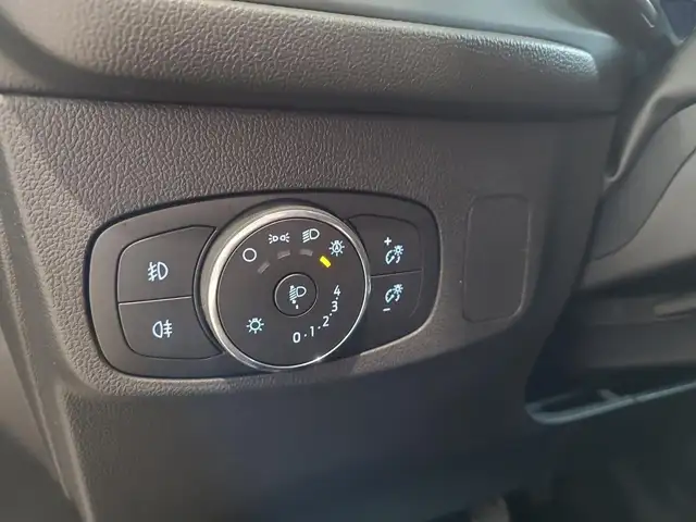 Ford Focus view 13