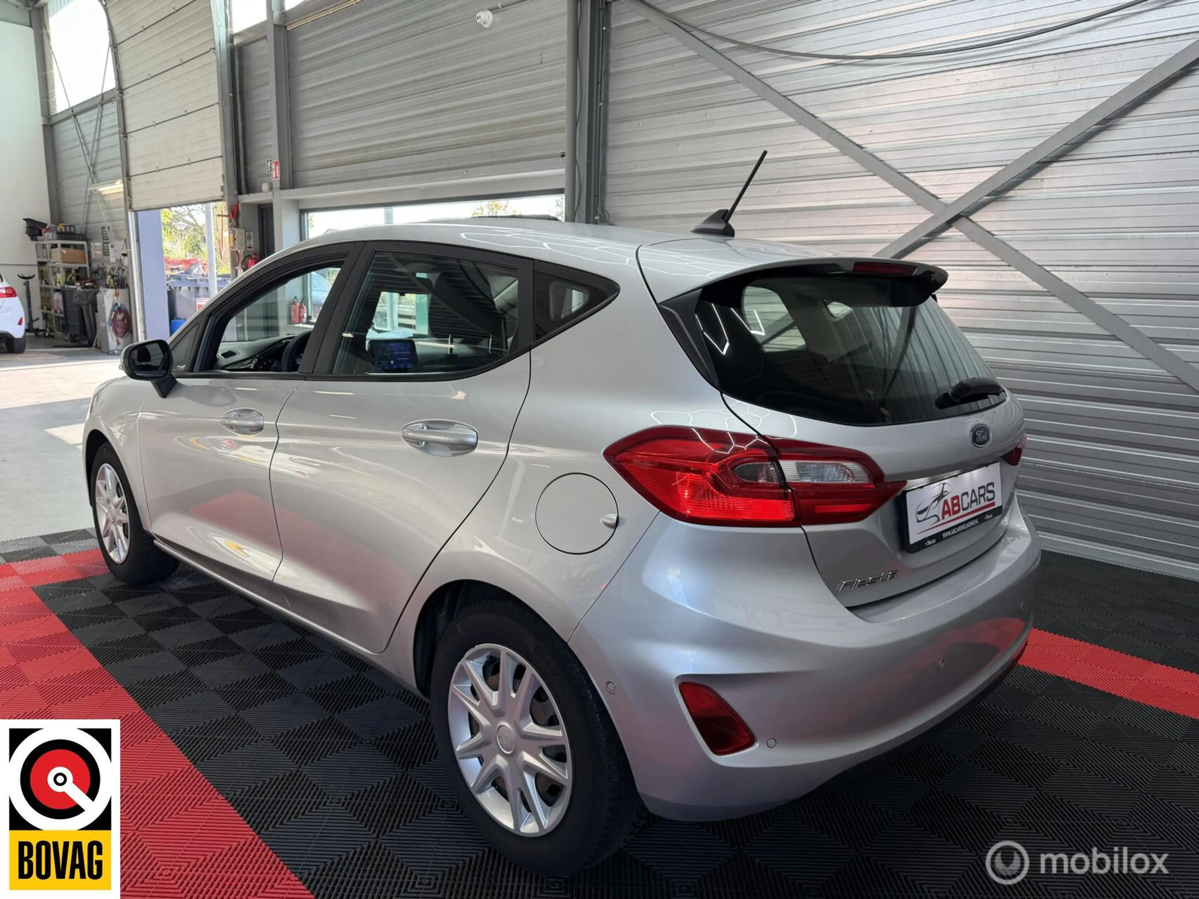 Ford Fiesta 1.0 EcoBoost Connected met Distributieketting — photo 3