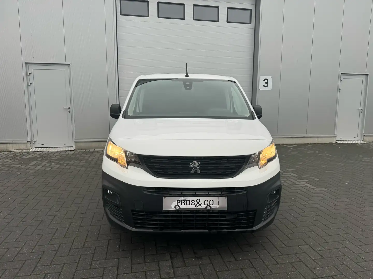 Peugeot Partner CAMERA / BLUETOOTH / REGULATEUR / TVA RECUPERABLE Weiß - 2