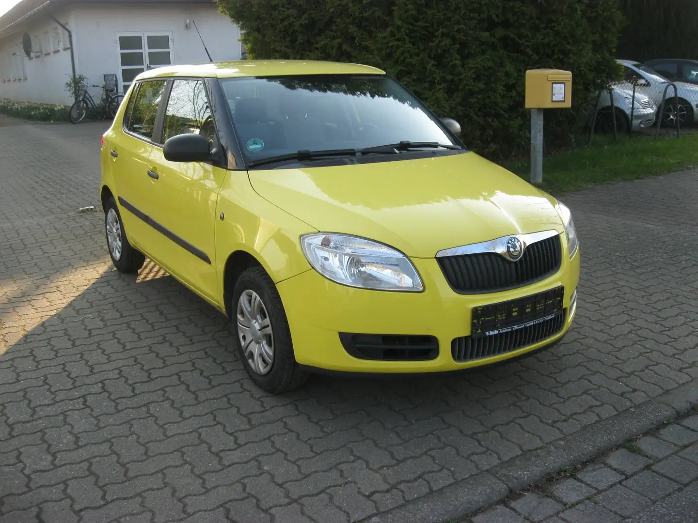 Skoda Fabia 1.2 HTP Sárga - 1