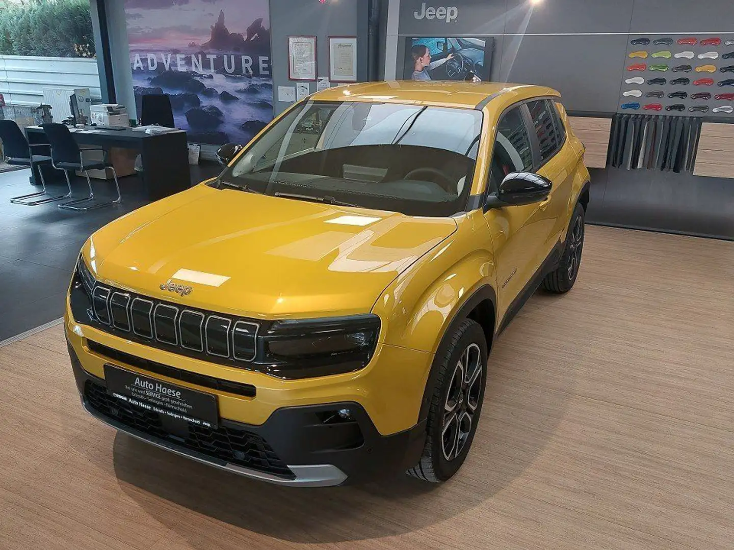 Jeep Avenger E-Hybrid 1.2 100PS Summit Navi, JBL, GJR Jaune - 2