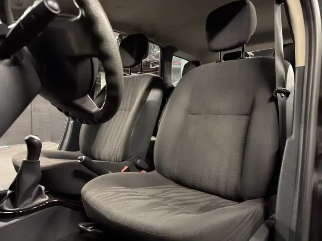 Dacia Duster view 11