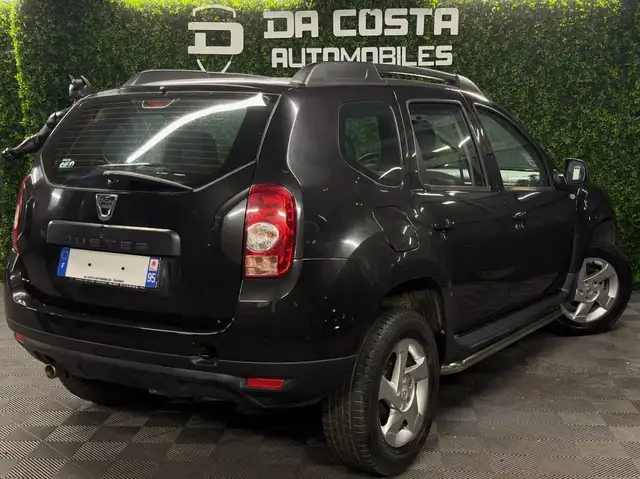 Dacia Duster view 8