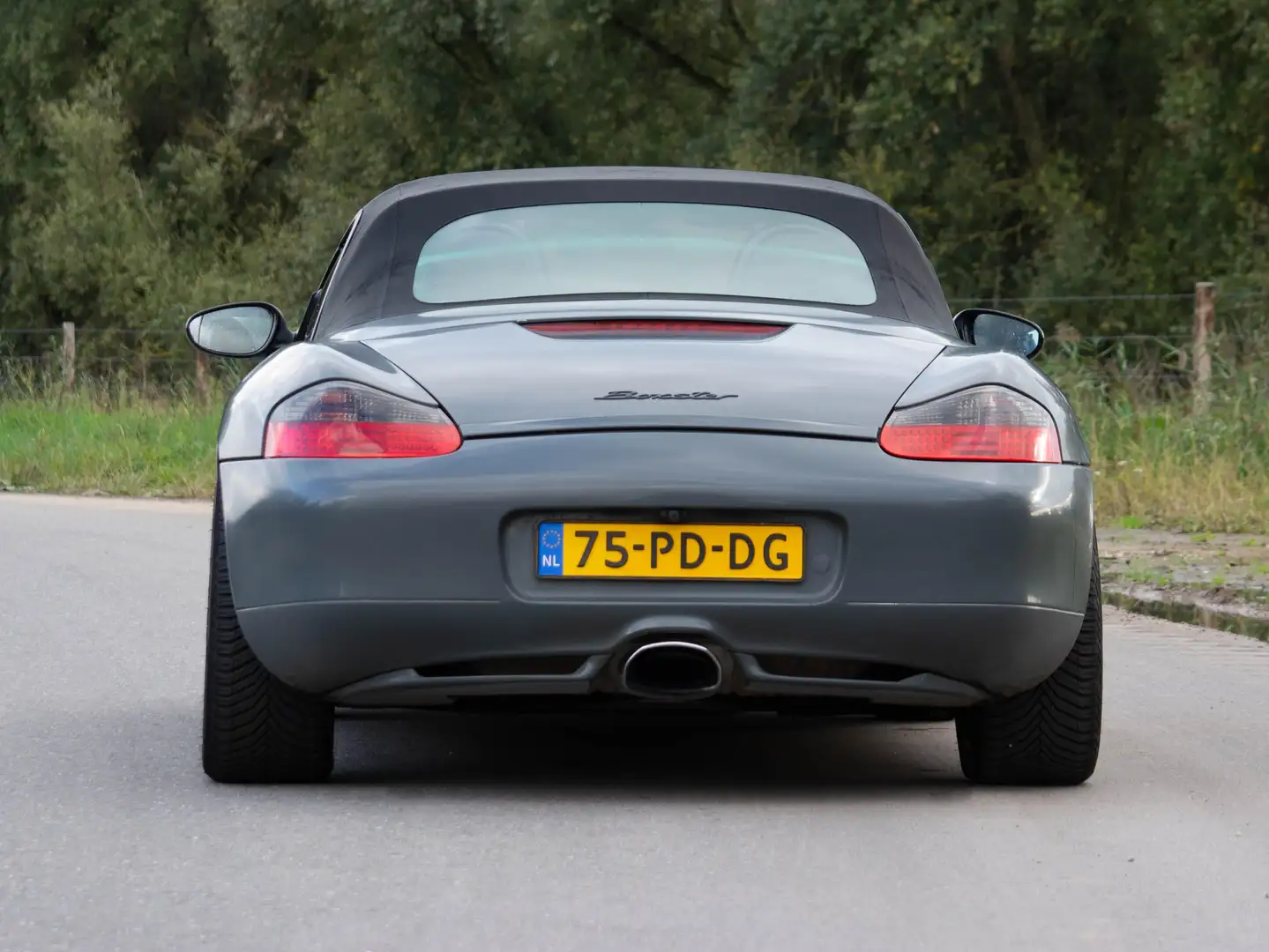 Porsche Boxster 986 Boxster 2.5 Tiptronic Grijs - 2