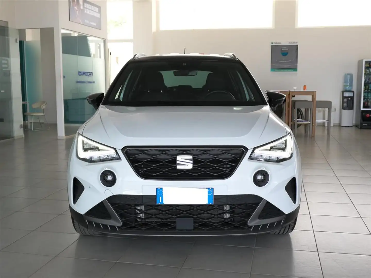 SEAT Arona FR 1.0 tsi 95cv Bianco - 2