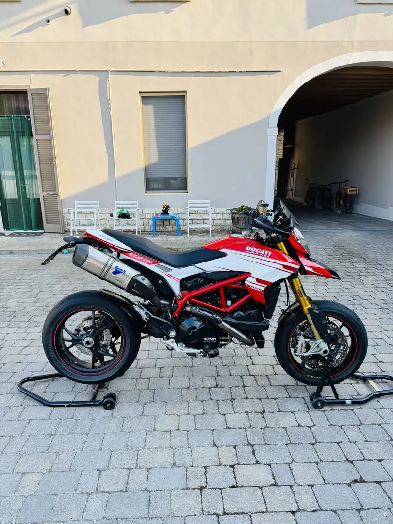 Ducati Hypermotard 939 SP Rood - 1