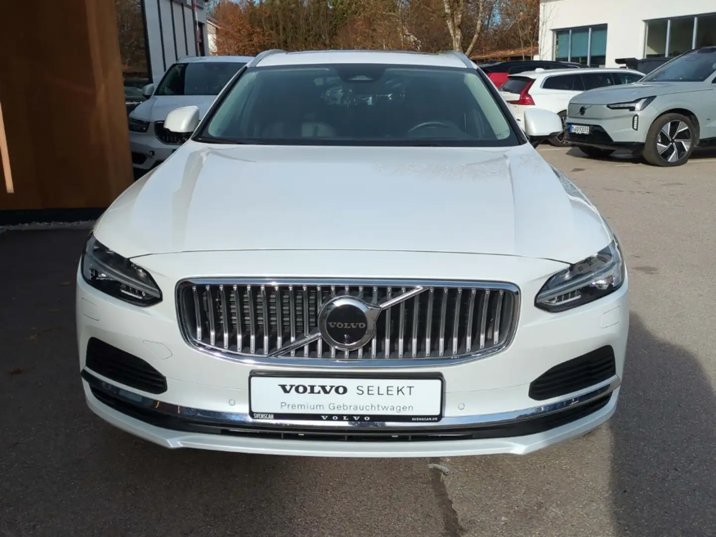 Volvo V90 Ultimate Bright Recharge Plug-In Hybrid AWD HUD St Weiß - 2