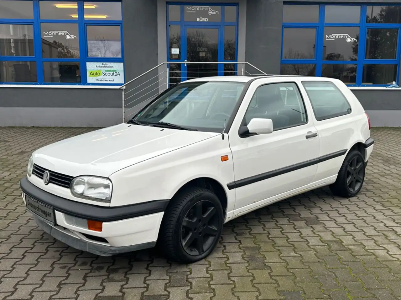 Volkswagen Golf -- AUTOMATIK--, foto 1