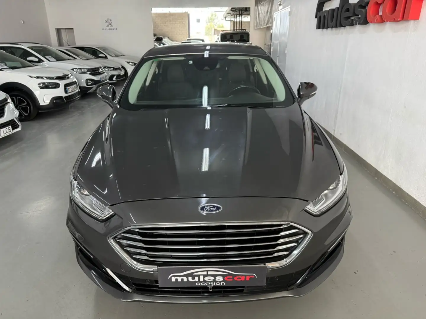 Ford Mondeo 2.0TDCI Titanium 150 Gris - 2