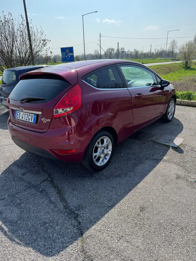 Ford Fiesta 3p 1.2 16v Titanium - 1