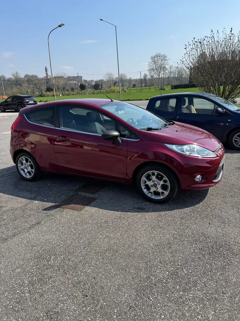 Ford Fiesta 3p 1.2 16v Titanium - 2