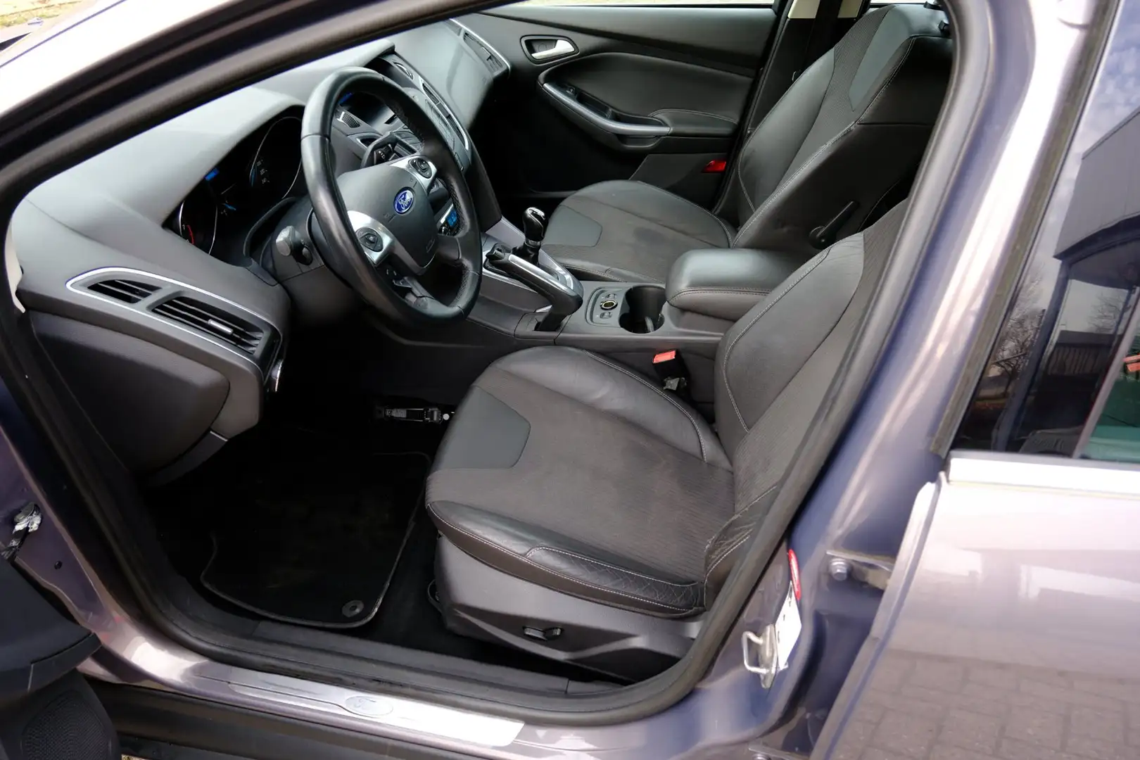 Ford Focus 1.6 TI-VCT First Edition Half-Leder|Clima|LMV|Crui Braun - 2