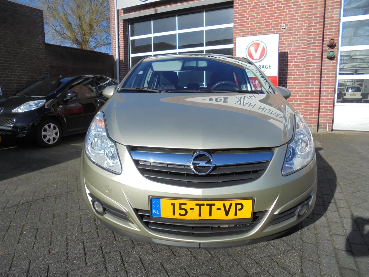 Opel Corsa 1.2 16V 5D Enjoy||Airco||APK 2025||Rijklaar|| Beige - 2