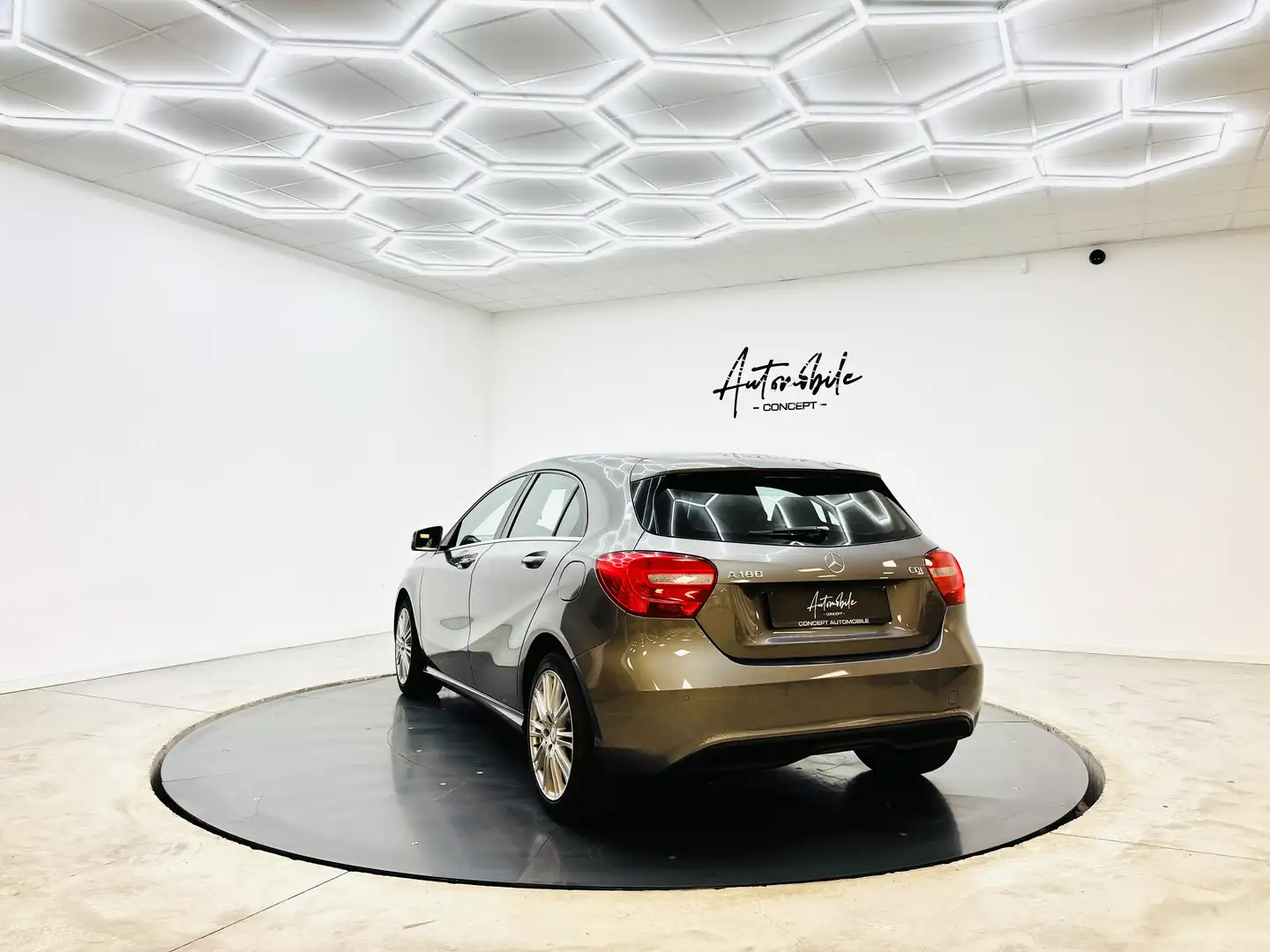 Mercedes-Benz A 180 ✅1AN GARANTIE✅CARNET COMPLET✅PARKING ASSIST Grey - 2